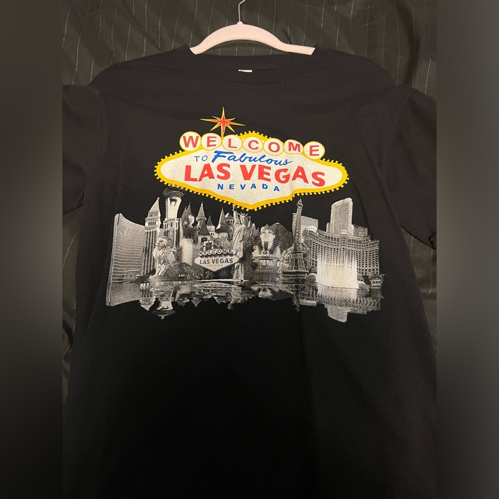 Las Vegas tee
